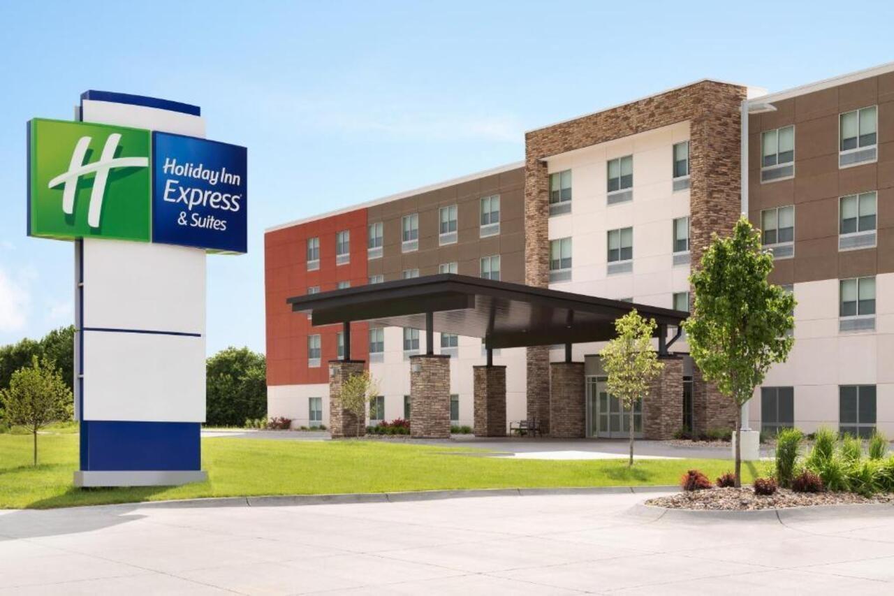 Holiday Inn Express Brooklyn - Kings Hwy, An Ihg Hotel Ню Йорк Екстериор снимка