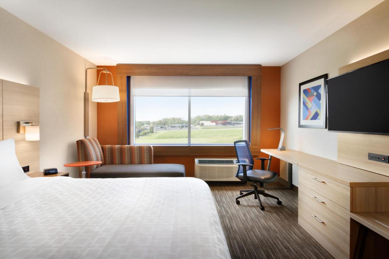 Holiday Inn Express Brooklyn - Kings Hwy, An Ihg Hotel Ню Йорк Екстериор снимка